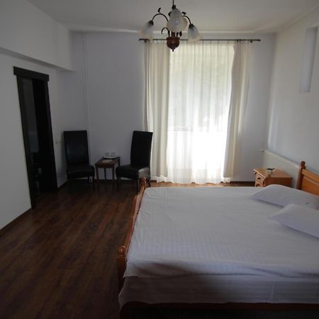 Vila Carpathia Bran  Pokój zdjęcie